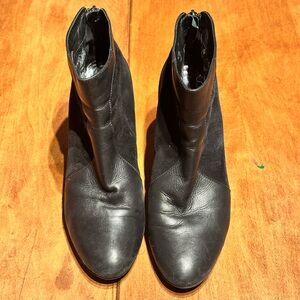 Aquatalia Black Ankle Booties - Sz 10